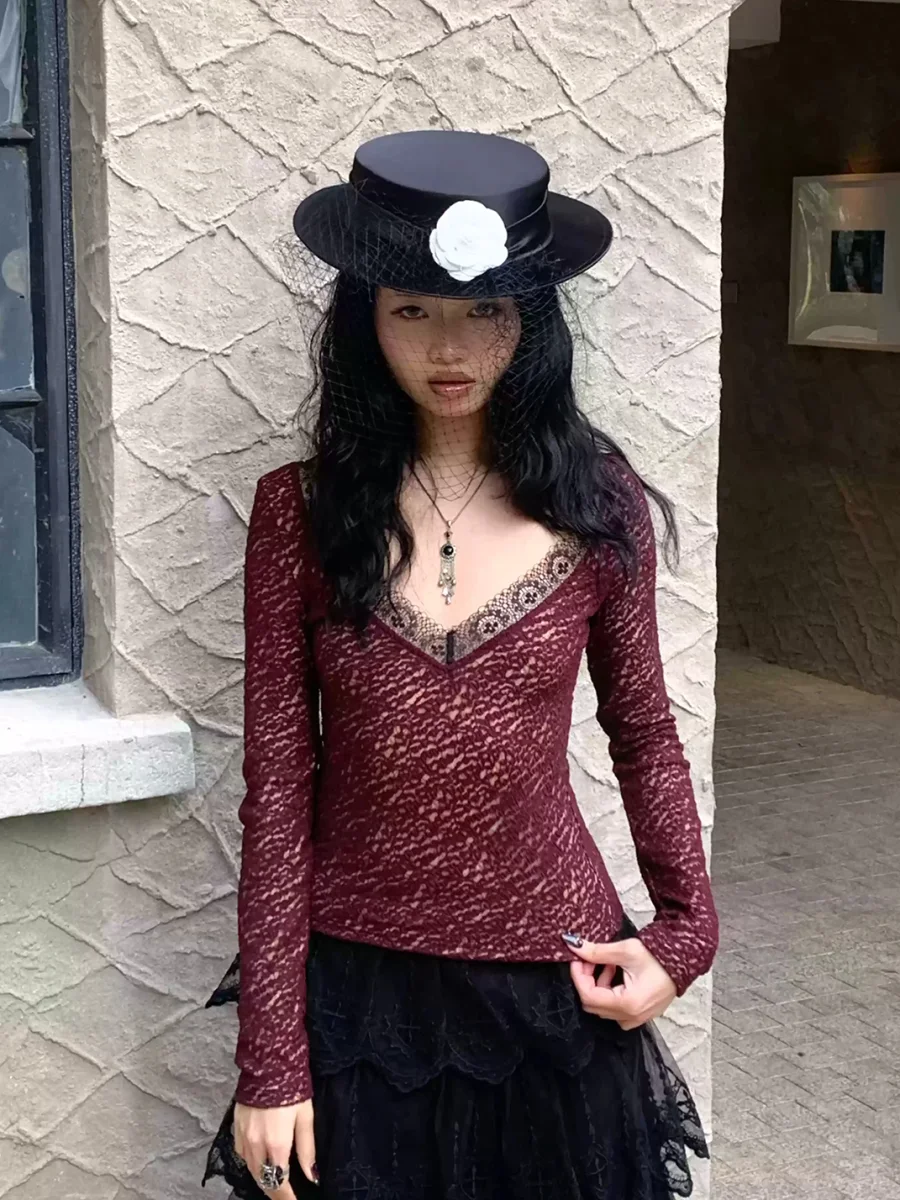 Chipchipshop | Reddish-Brown Lace Slim-Fit Stretch Long-Sleeve Top - 2