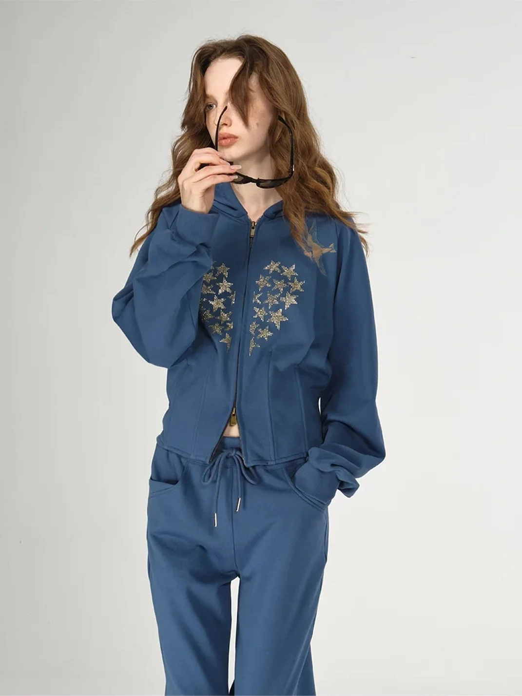 UNSOYAO OFFICE | Star Rhinestone Sweatshirt And Wide-Leg Flared Pants