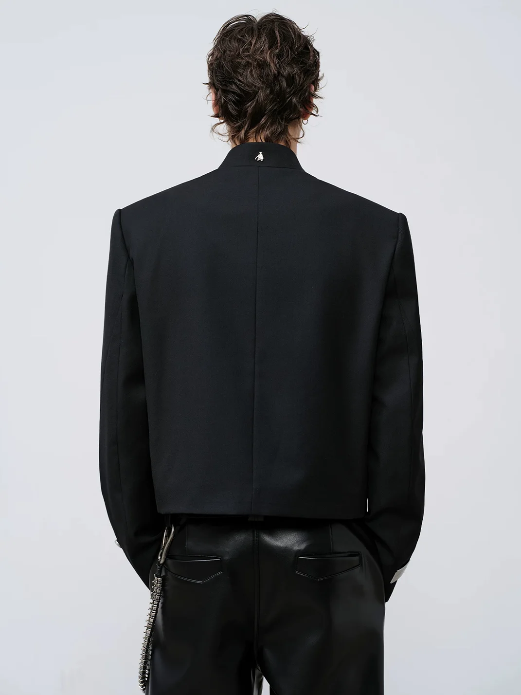 FACEONLAB | Cropped Stand Collar Metal Shoulder Jacket