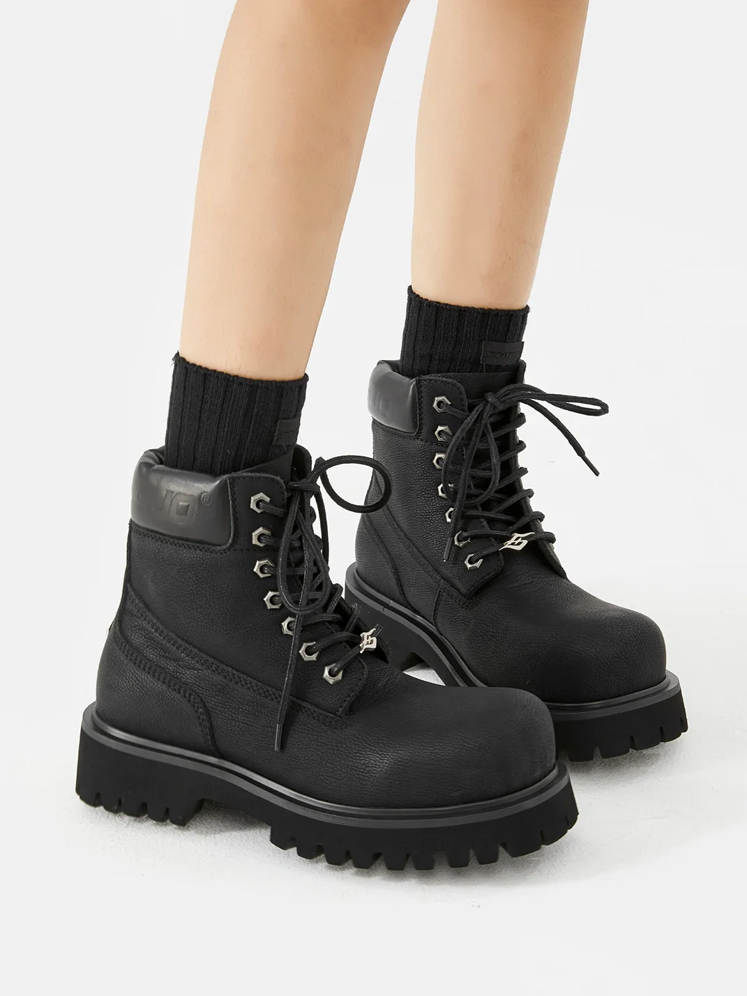 SENGUOGUO | Black High-Top Thick-Sole Boots
