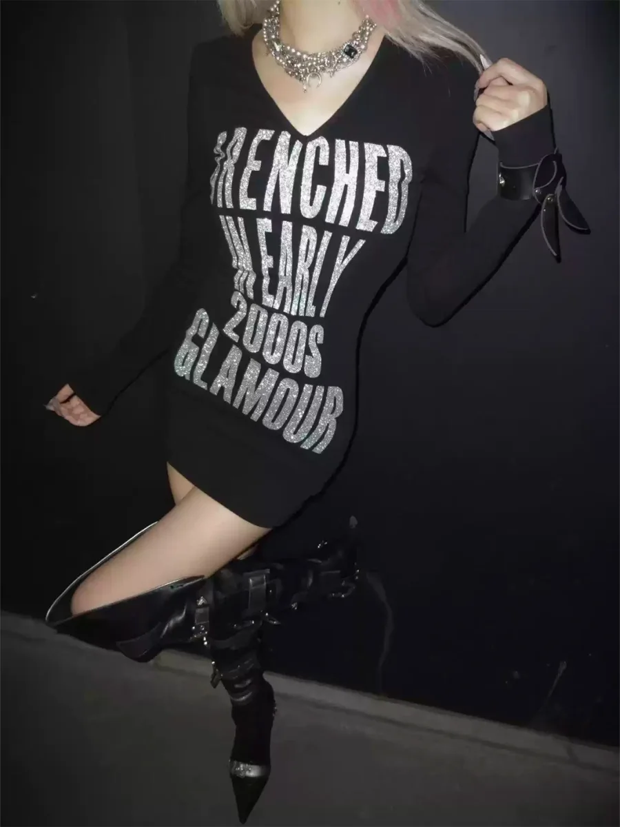 4AMSTUDIO | V-Neck Long Sleeve Bodycon Skull Print Dress - 4