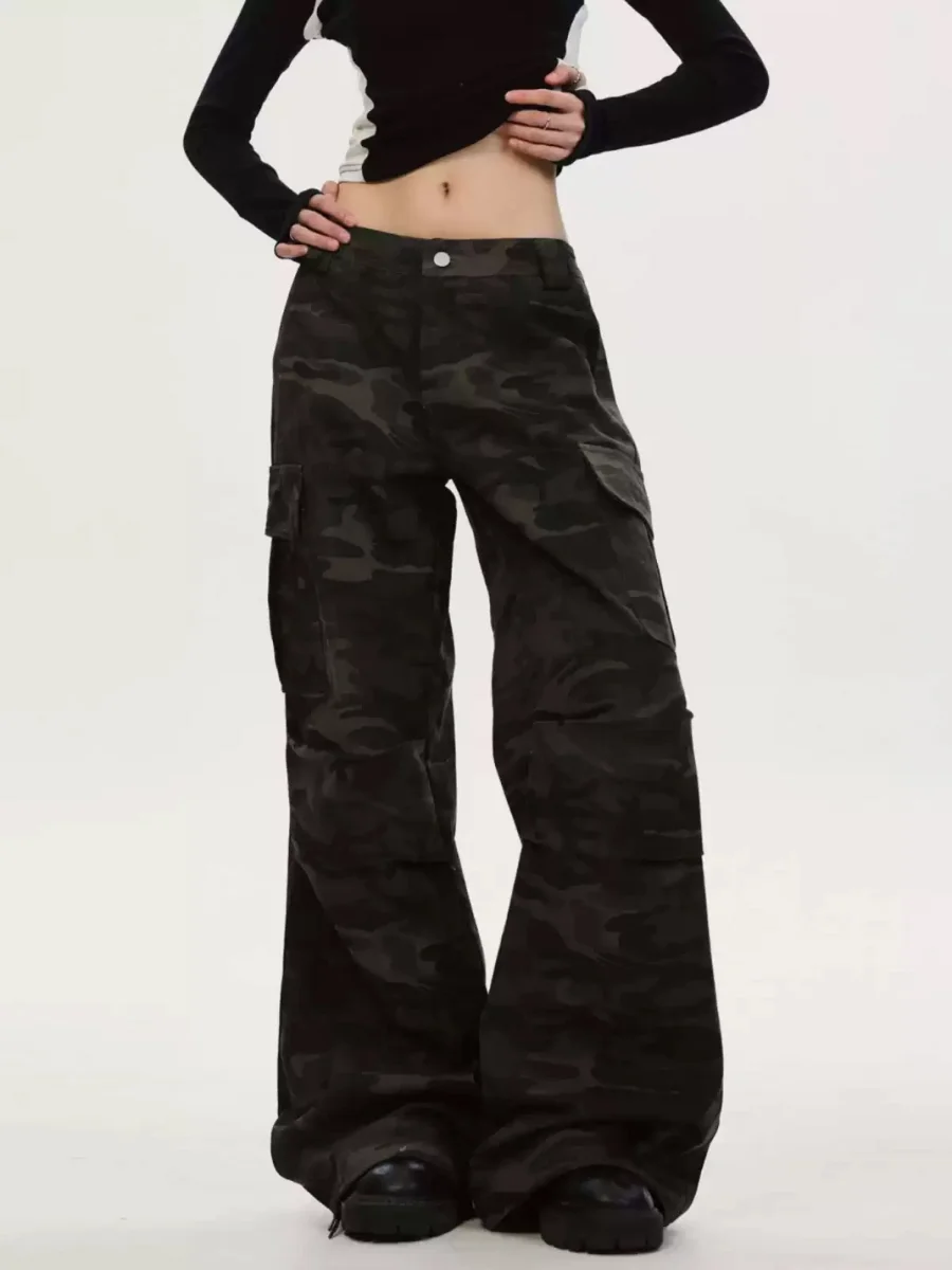 0123 Start | Loose Straight-Leg Slight-Flare Camouflage Cargo Pants - 4