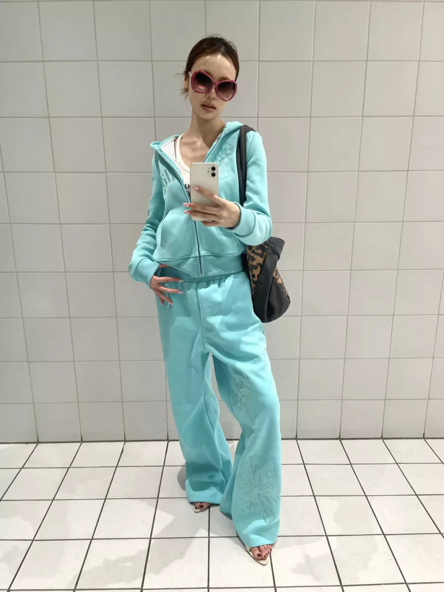 DETW | Mint Green Embroidered Letter Loose Straight-Leg Sweatpants - 3