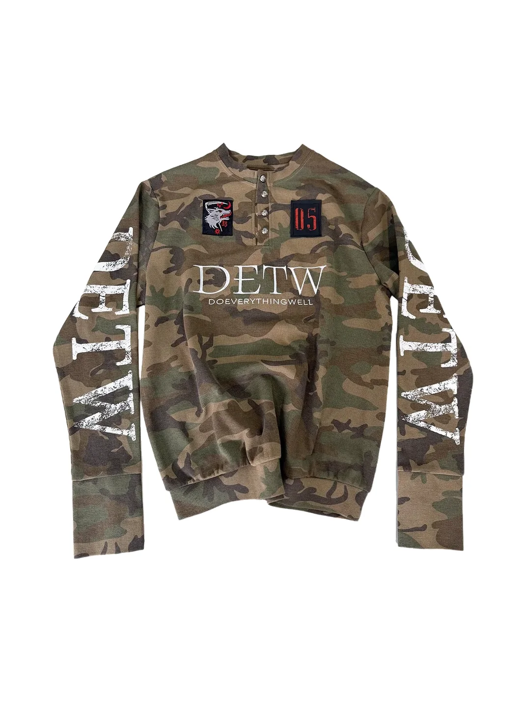 DETW | Wolf Print Henley Long Sleeve Sweatshirt