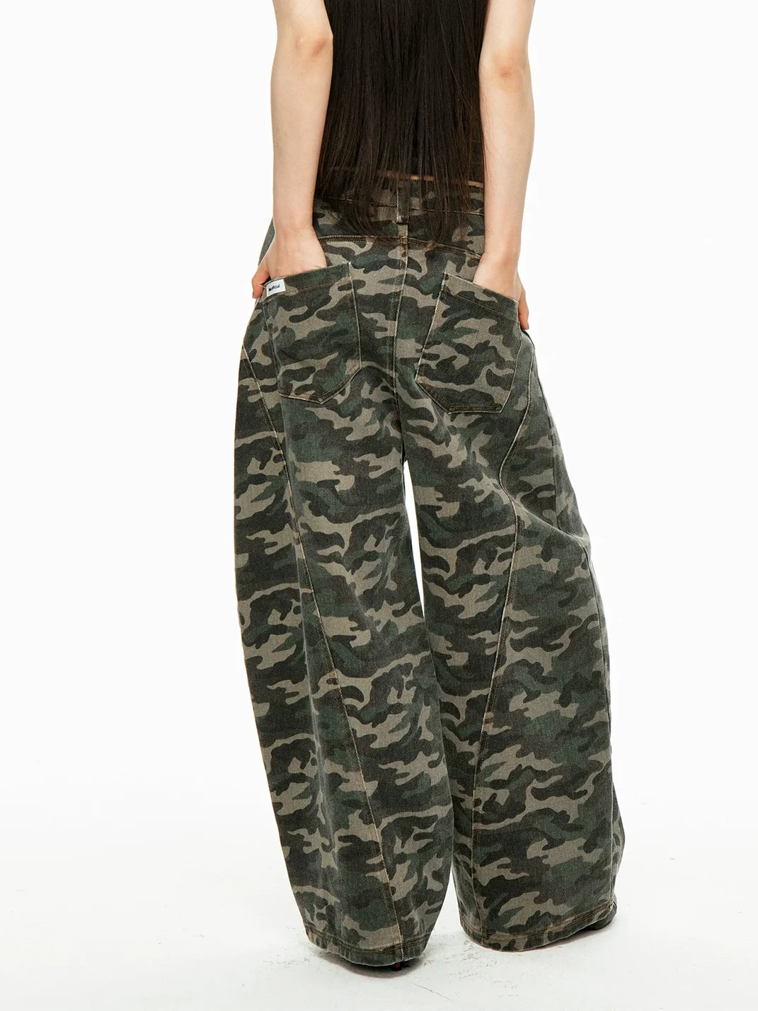JIKOO | Camouflage Rhinestone Star Wide-Leg Jeans