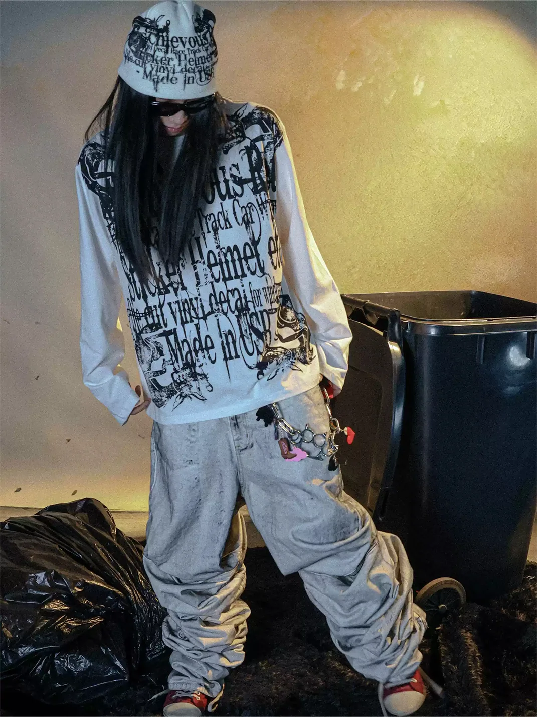 PCCVISION | Distressed Graphic Crewneck Loose Fit Long Sleeve T-Shirt