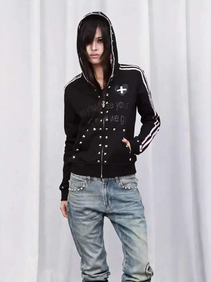 DETW | Slim-Fit Studded Faux-Layered Slogan Print Hoodie - 2