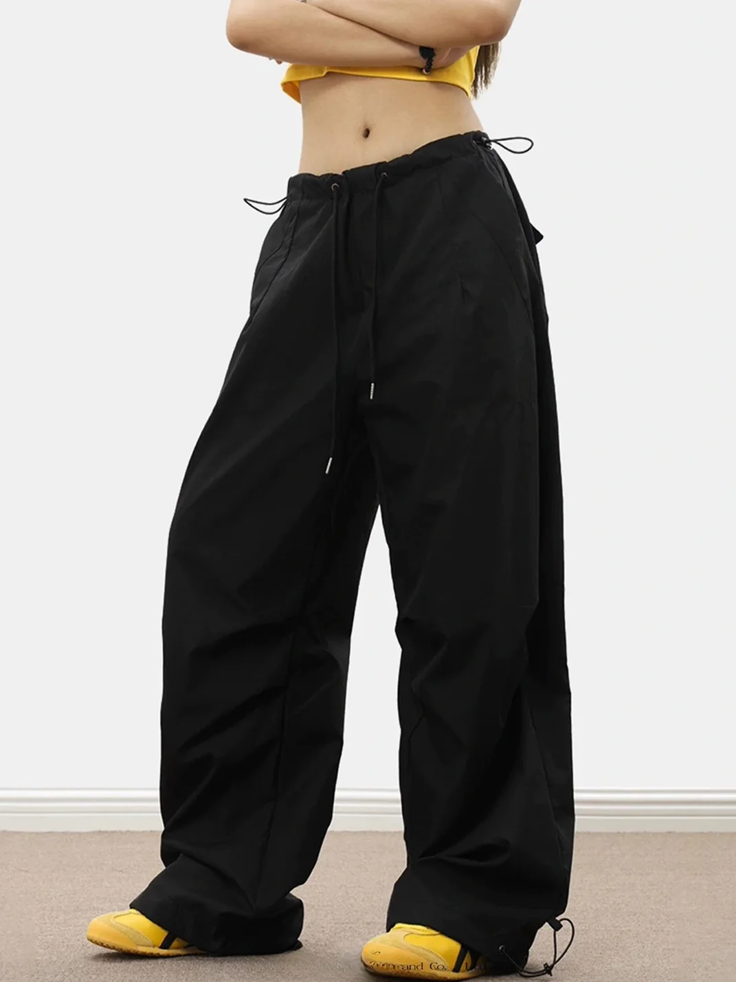 0123 Start | Loose Wide-Leg Parachute Cargo Pants