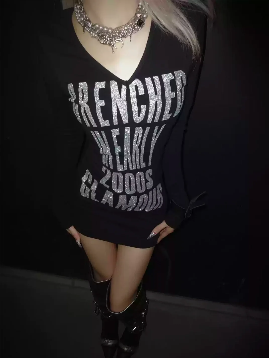 4AMSTUDIO | V-Neck Long Sleeve Bodycon Skull Print Dress