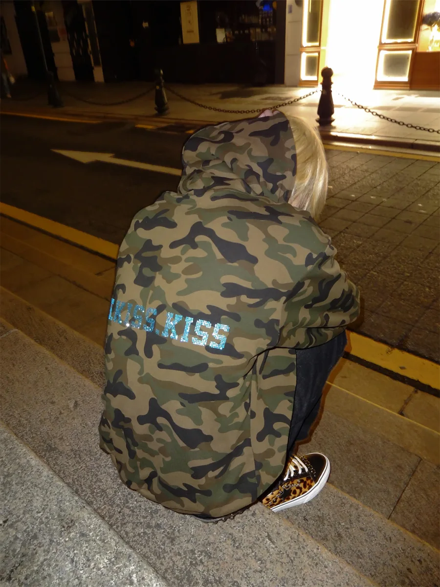 4AMSTUDIO | Loose Cropped Camouflage Long Sleeve Pullover Hoodie - 4