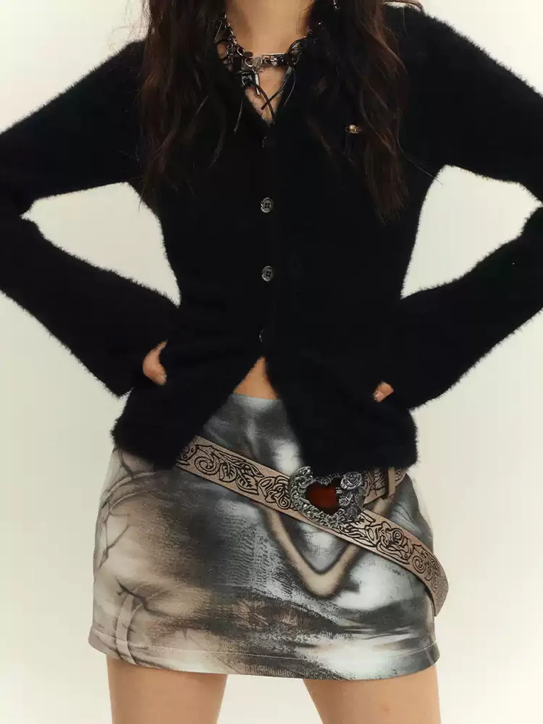 YUKAHOUSE | Fitted Mini Skirt