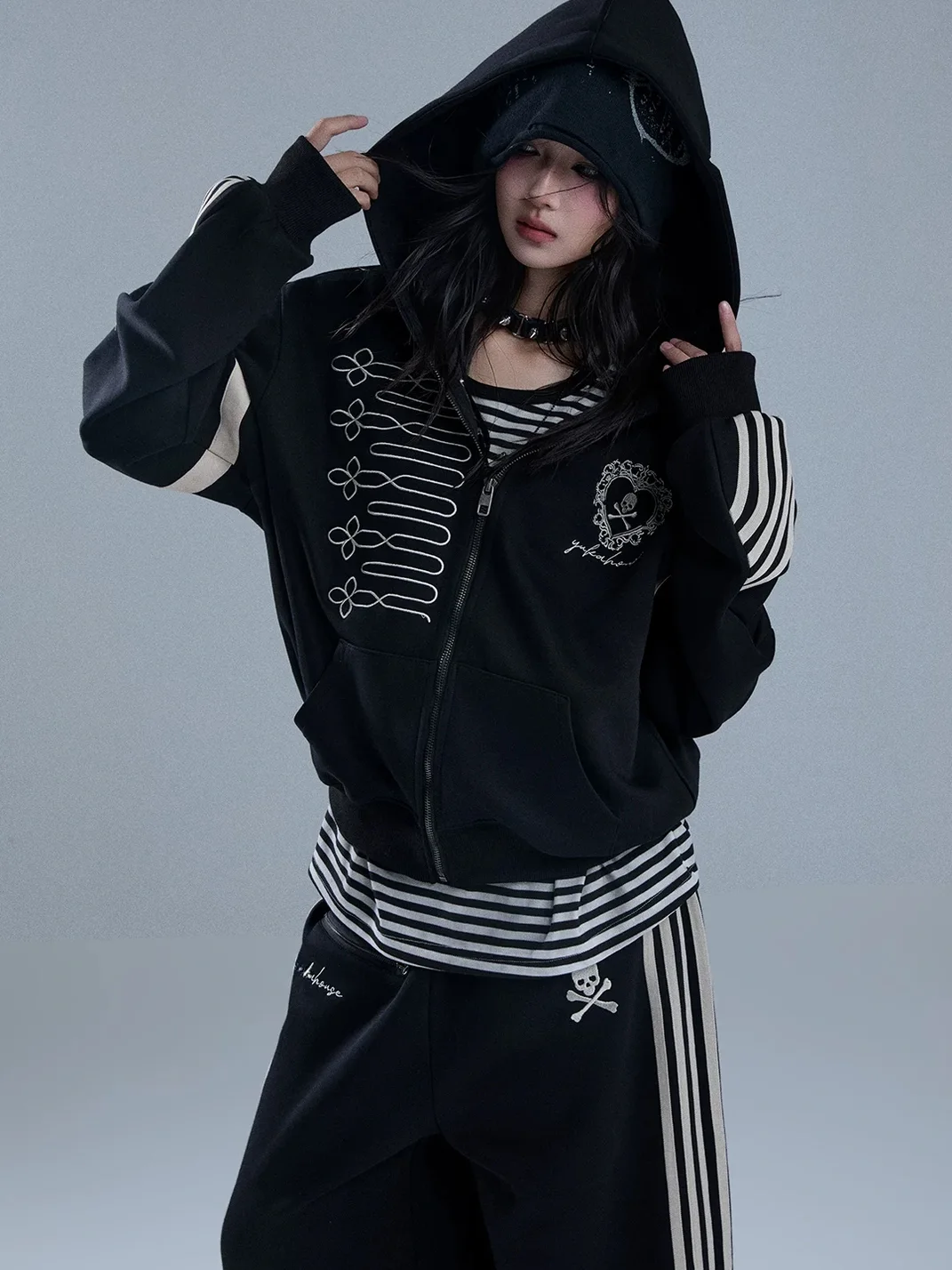YUKAHOUSE | Embroidered Striped Long-Sleeve Hoodie