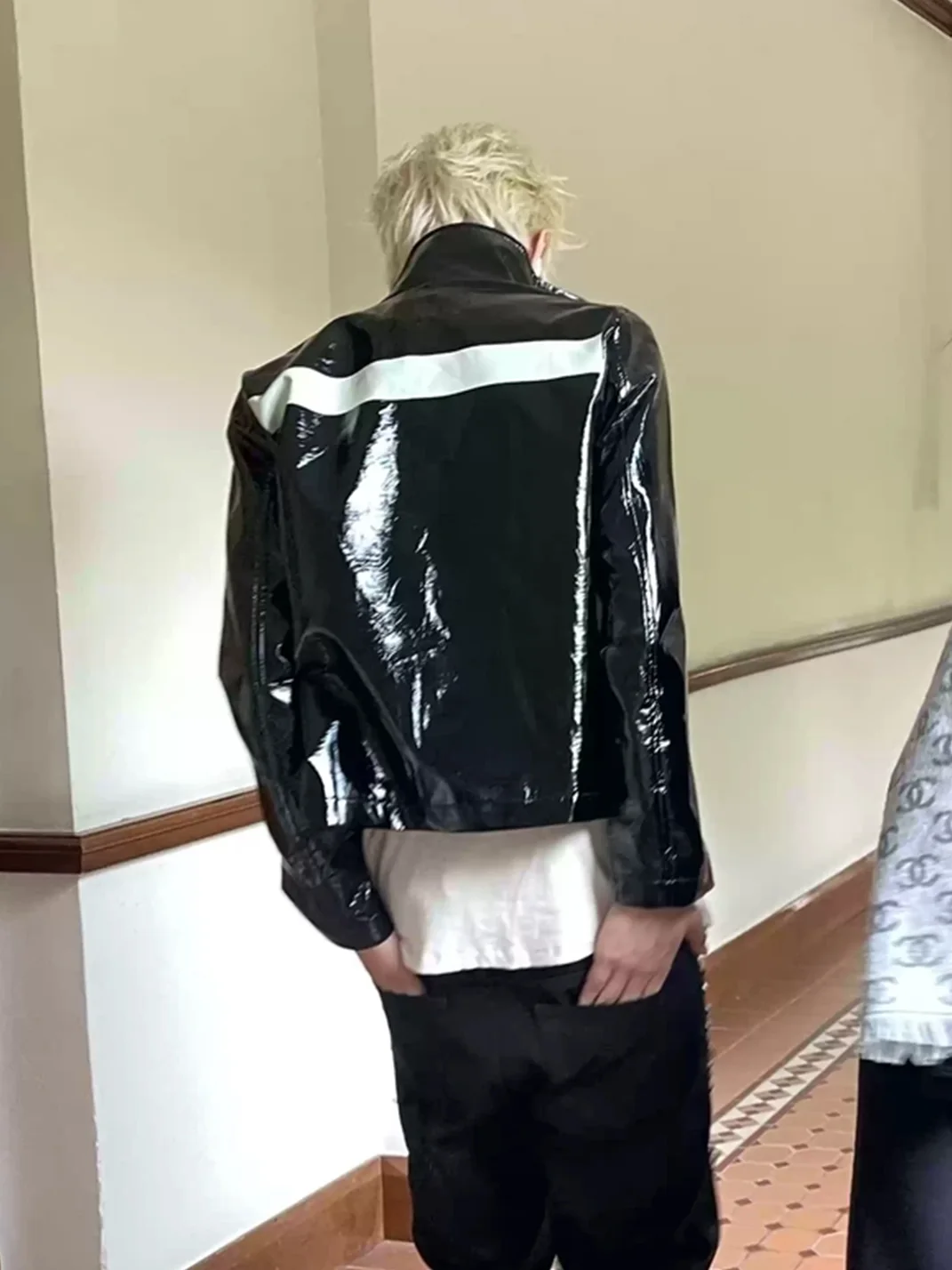 ROLLING MONEY | Cropped Slim-Fit Patent High-Collar Zip Jacket