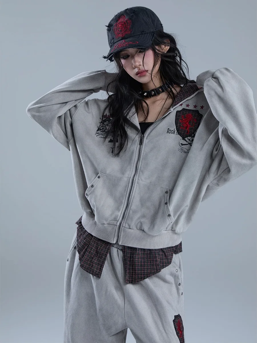 YUKAHOUSE | Distressed Retro Graphic Faux-Layered Hoodie - 4