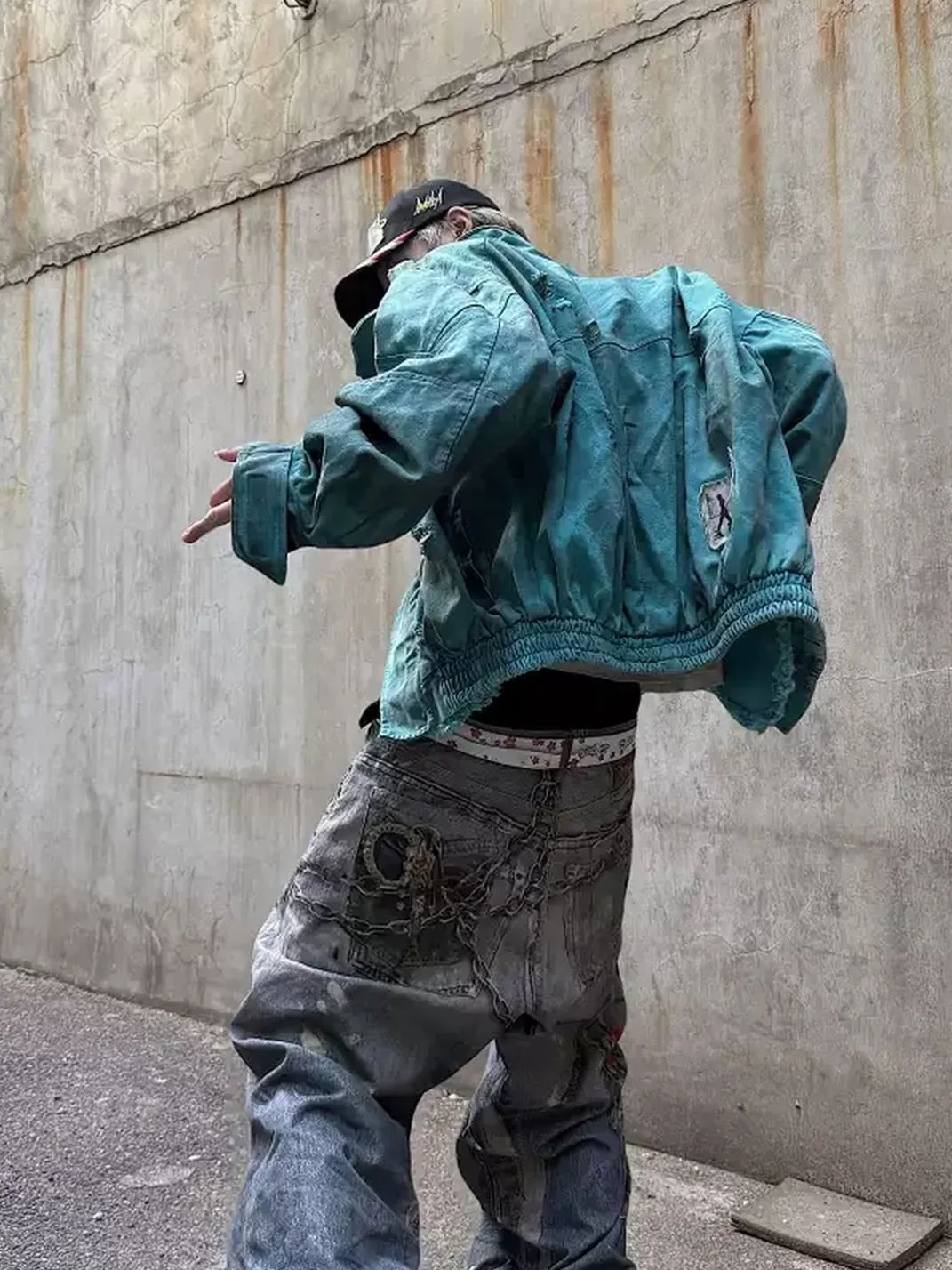 ROLLING MONEY | Tiffany Blue Distressed Applique Jacket