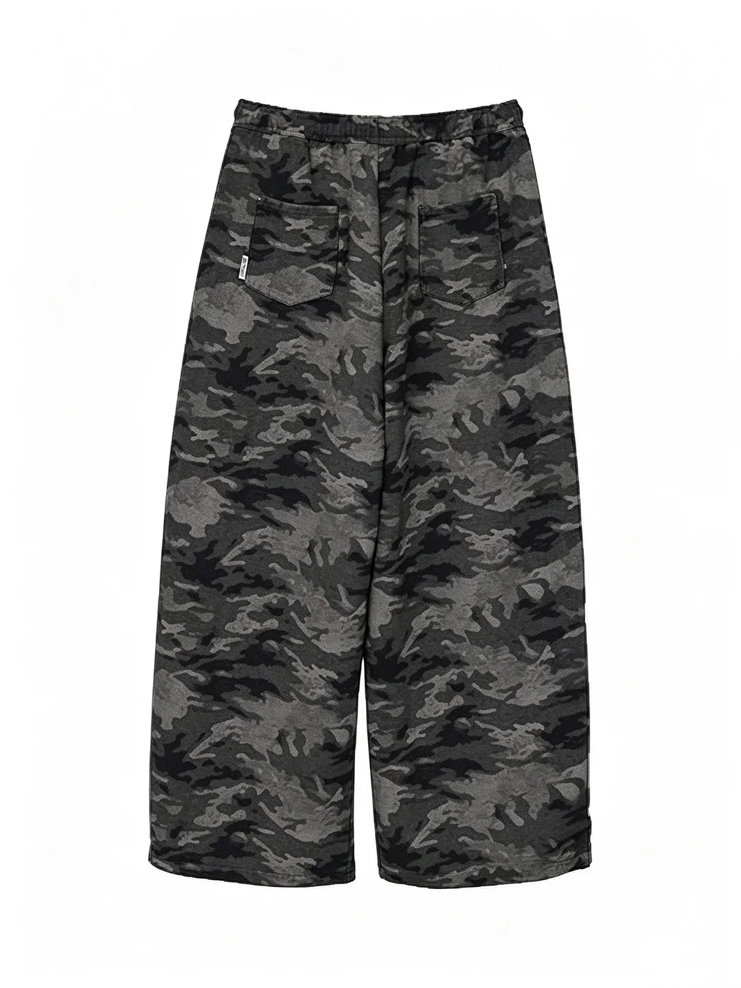 CBXLAB | Distressed Camouflage Loose-Fit Knit Pants