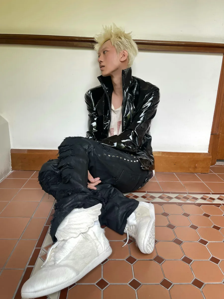 ROLLING MONEY | Cropped Slim-Fit Patent High-Collar Zip Jacket - 4
