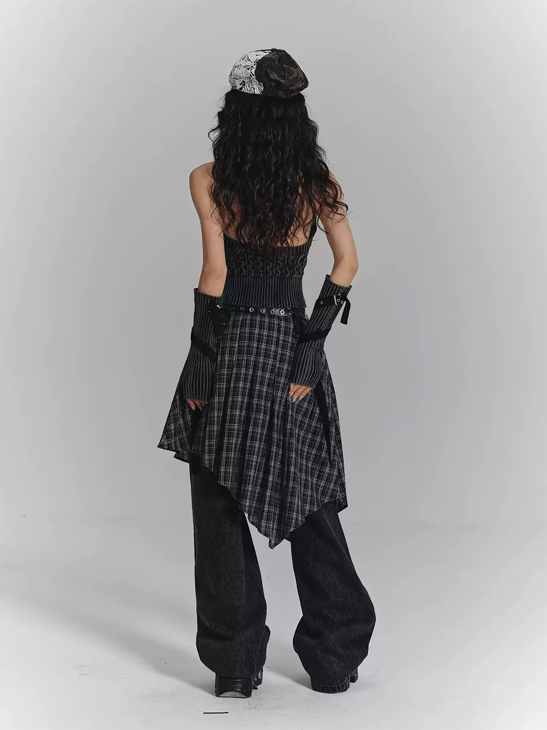 YUKAHOUSE | Asymmetric Plaid A-Line Skirt