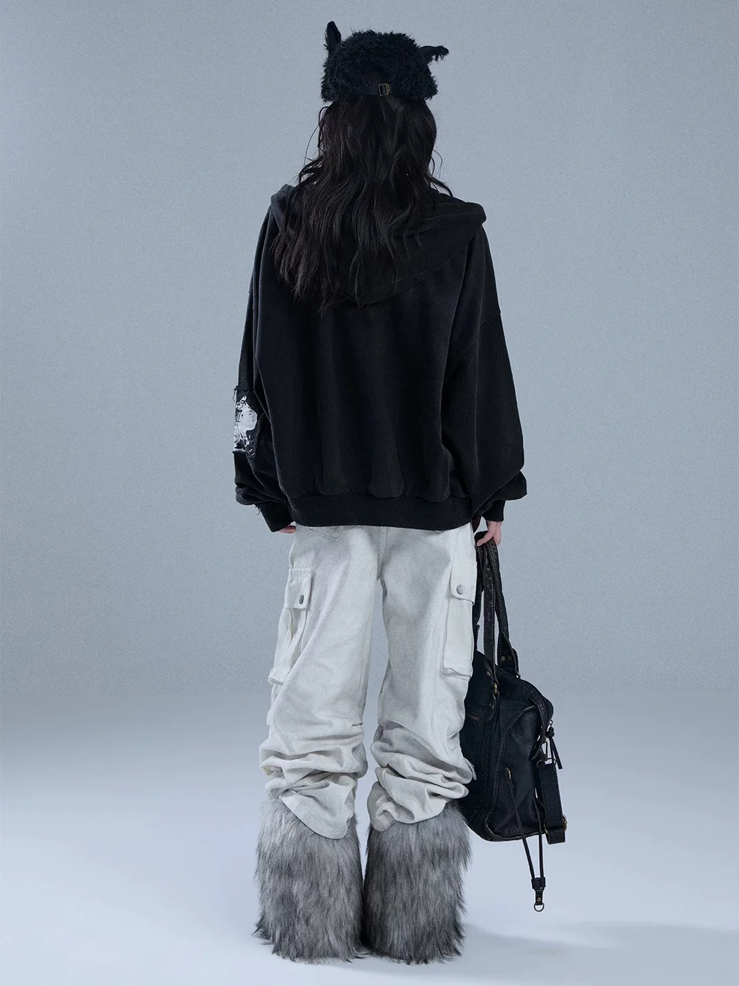 YUKAHOUSE | Distressed Wing Print Hoodie