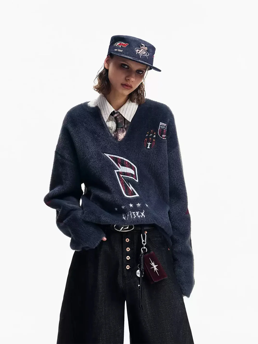 PEOPLESENSE | Loose Badge Print Faux-Mink V-Neck Pullover Sweater