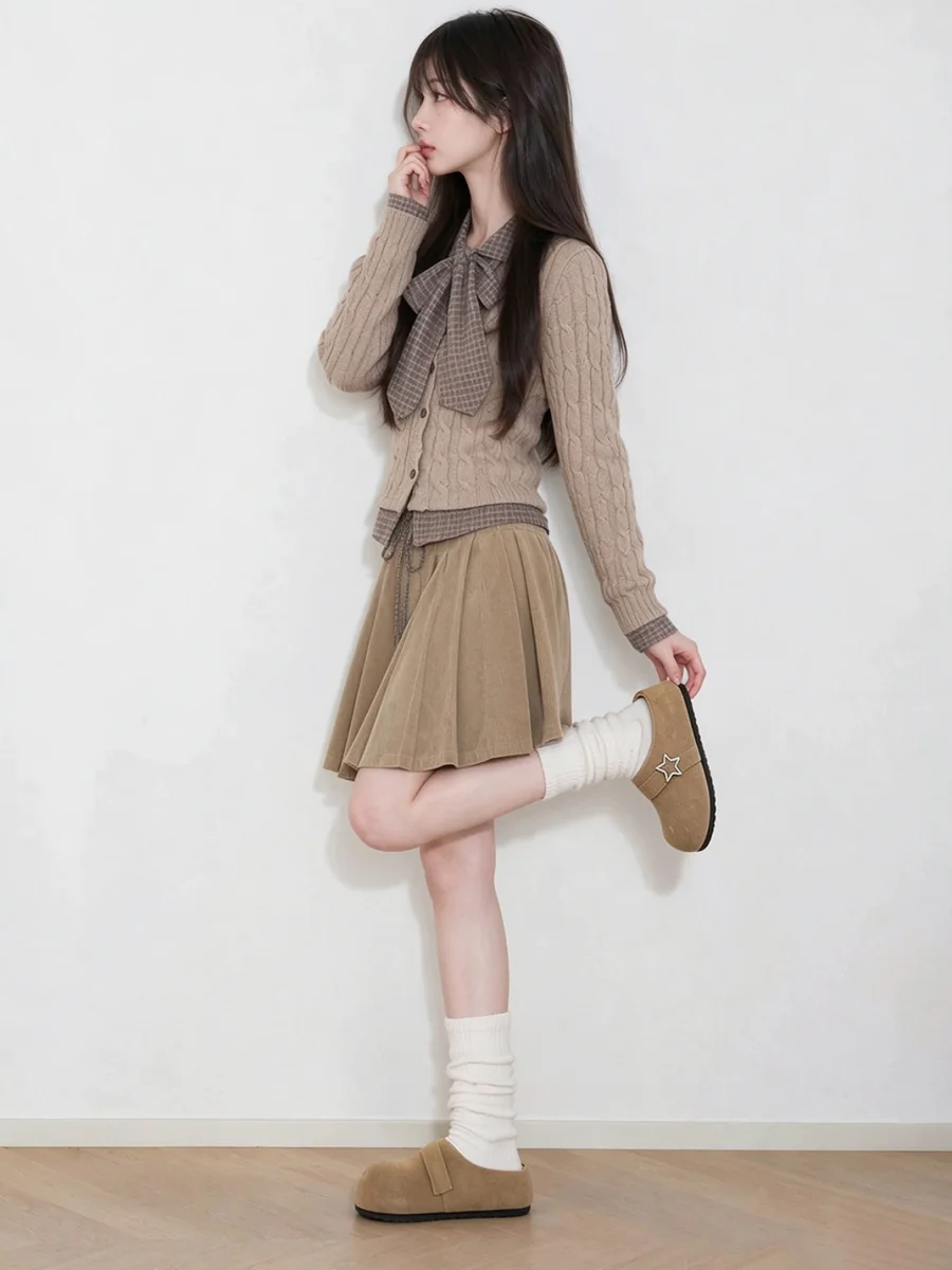SMILEY | Star Buckle Platform Slip-On Mules - 4