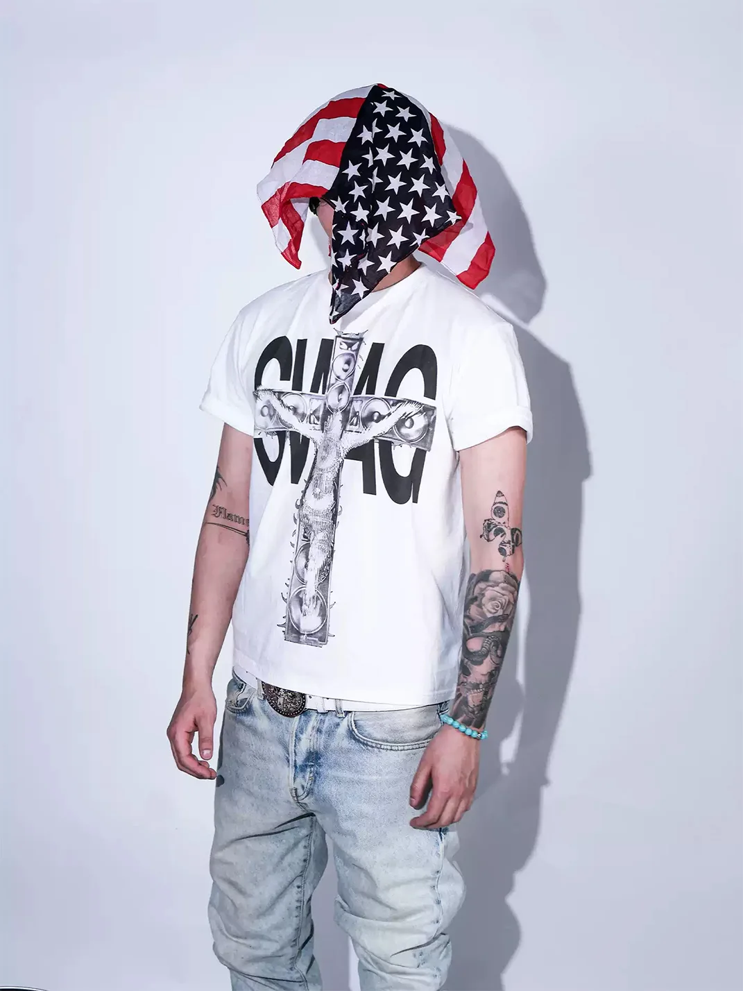JADEGANG | White Graphic Print Slim Fit Short Sleeve T-Shirt