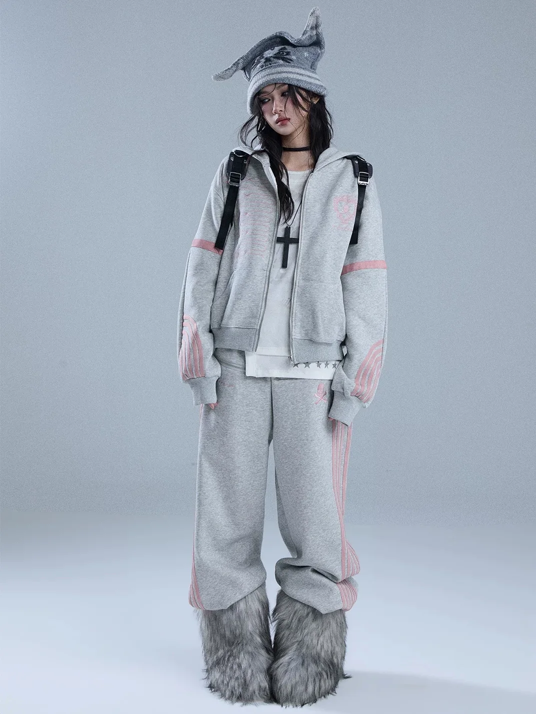 YUKAHOUSE | Embroidered Striped Long-Sleeve Hoodie