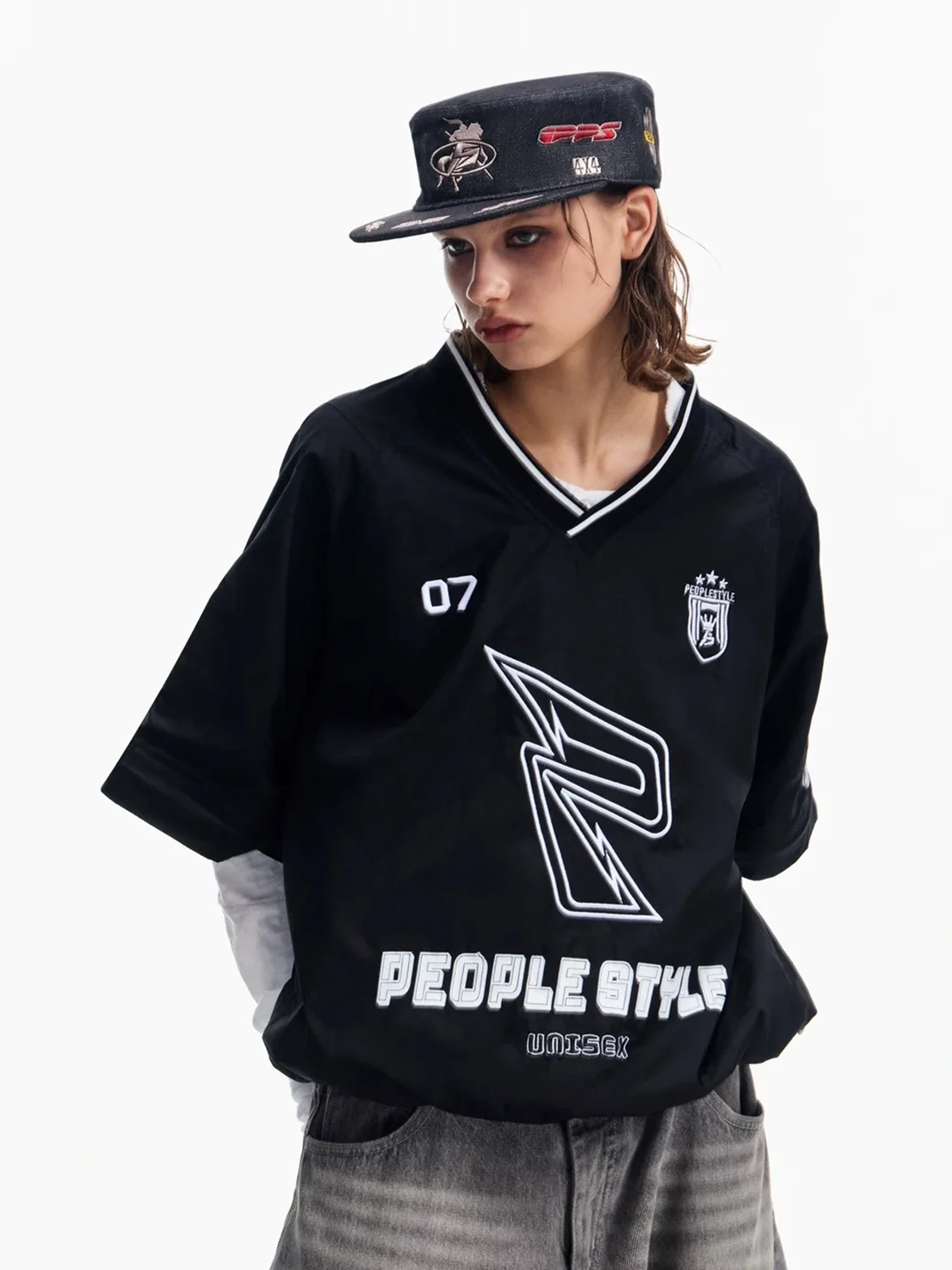PEOPLESENSE | Loose Embroidered V-Neck Sweatshirt With Detachable Sleeves