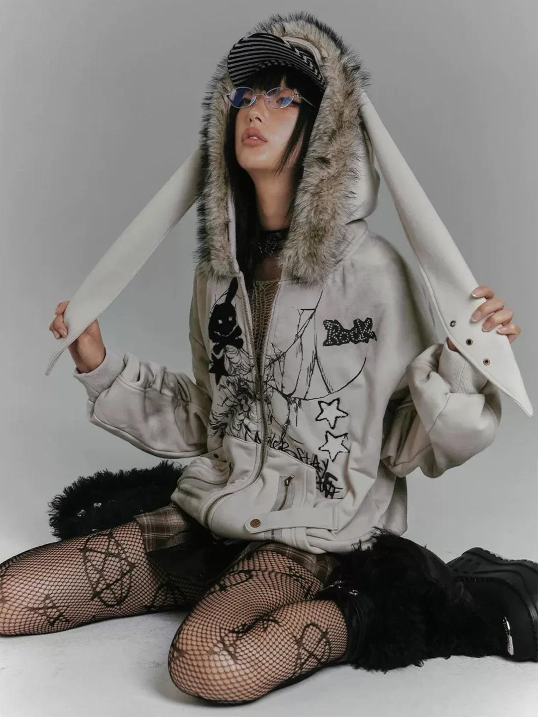 YUKAHOUSE | Oversized Rabbit-Ear Hooded Graphic Jacket