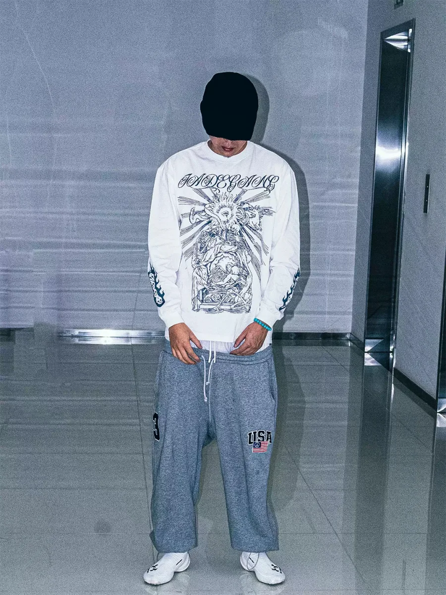 JADEGANG | White Skull Print Loose Long Sleeve T-Shirt - 2