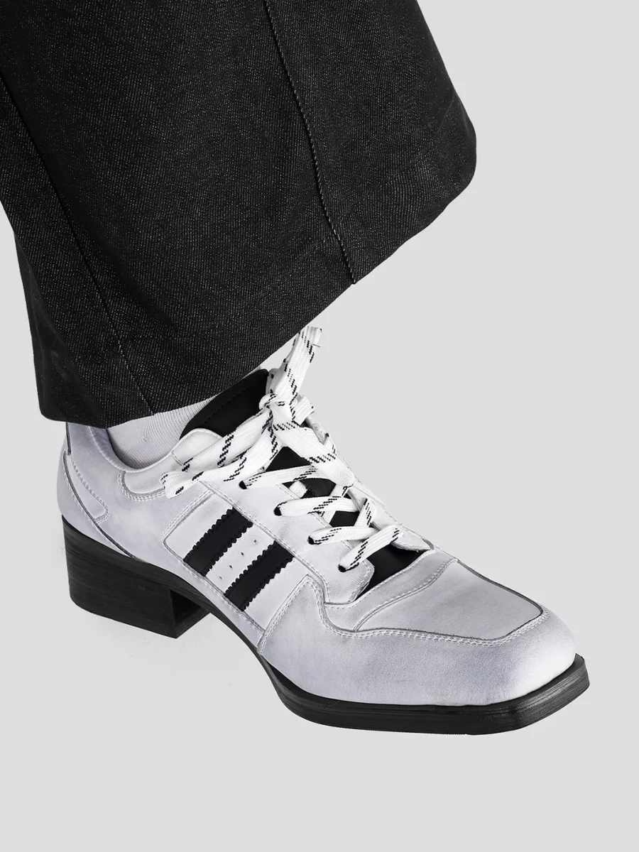 HANQIAORIJI | Distressed Square Toe Lace Up Derby Shoes - 4