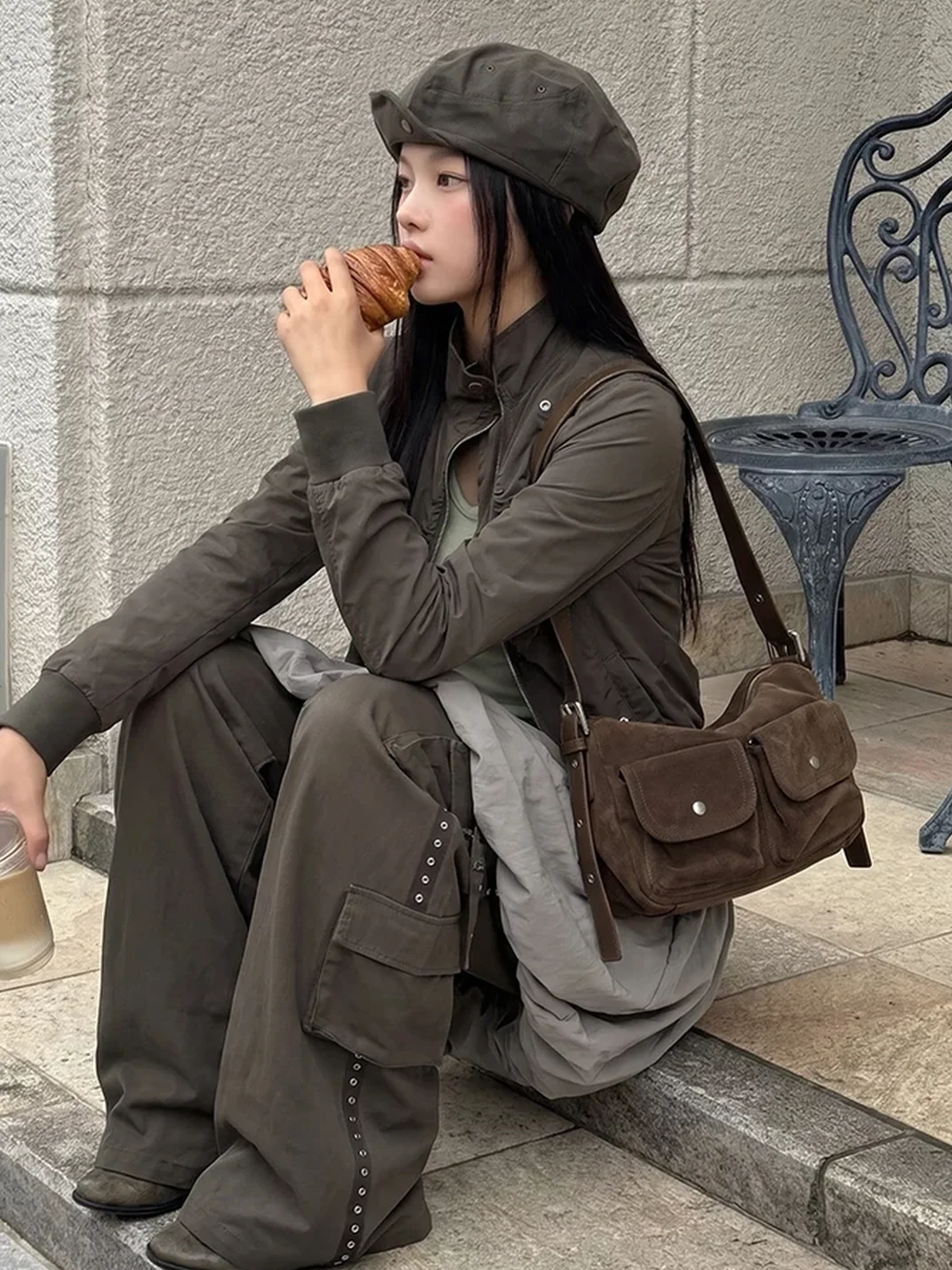 Mule Donkey | Multi-Pocket Brown Shoulder Bag