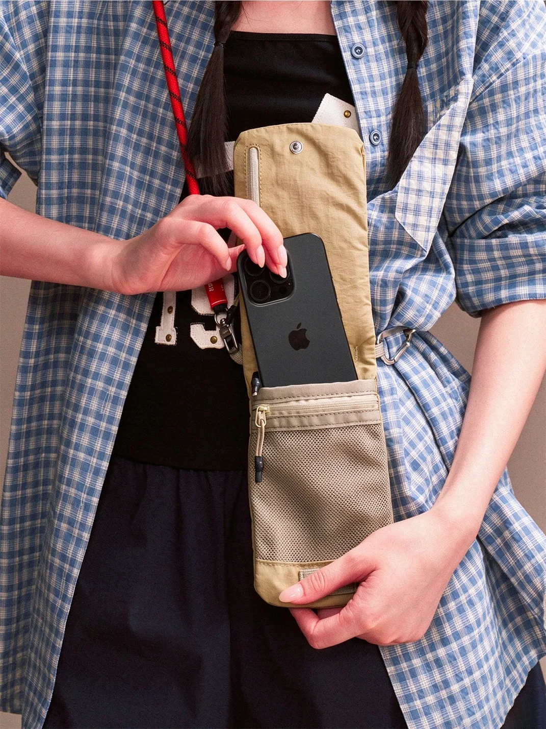 RIPSTAR | Small Vertical Crossbody Phone Bag
