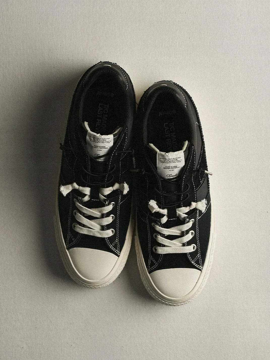 Tcmade | Deconstructed Leather Panel Low-Top Platform Canvas Sneakers