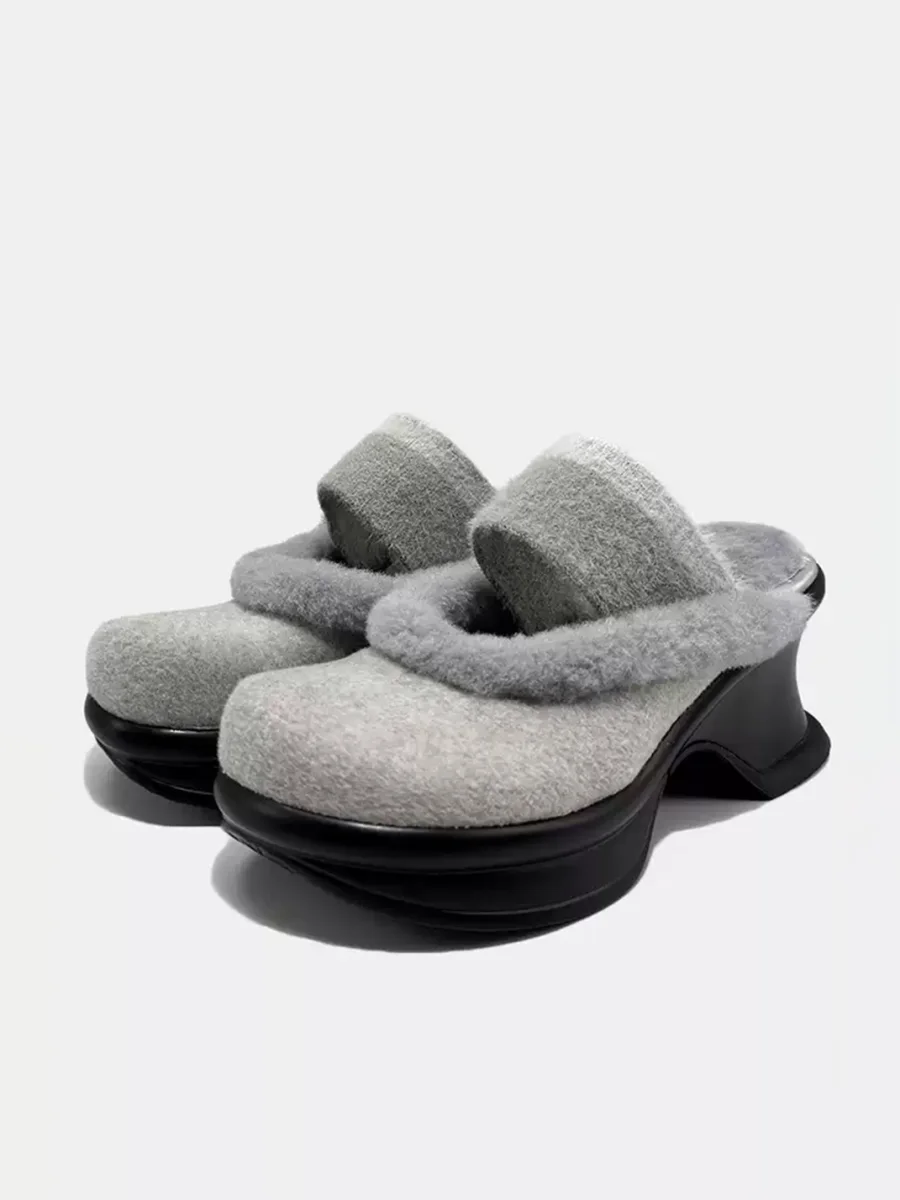 VRDANRFVIVO | Closed-Toe Plush Slippers - 2