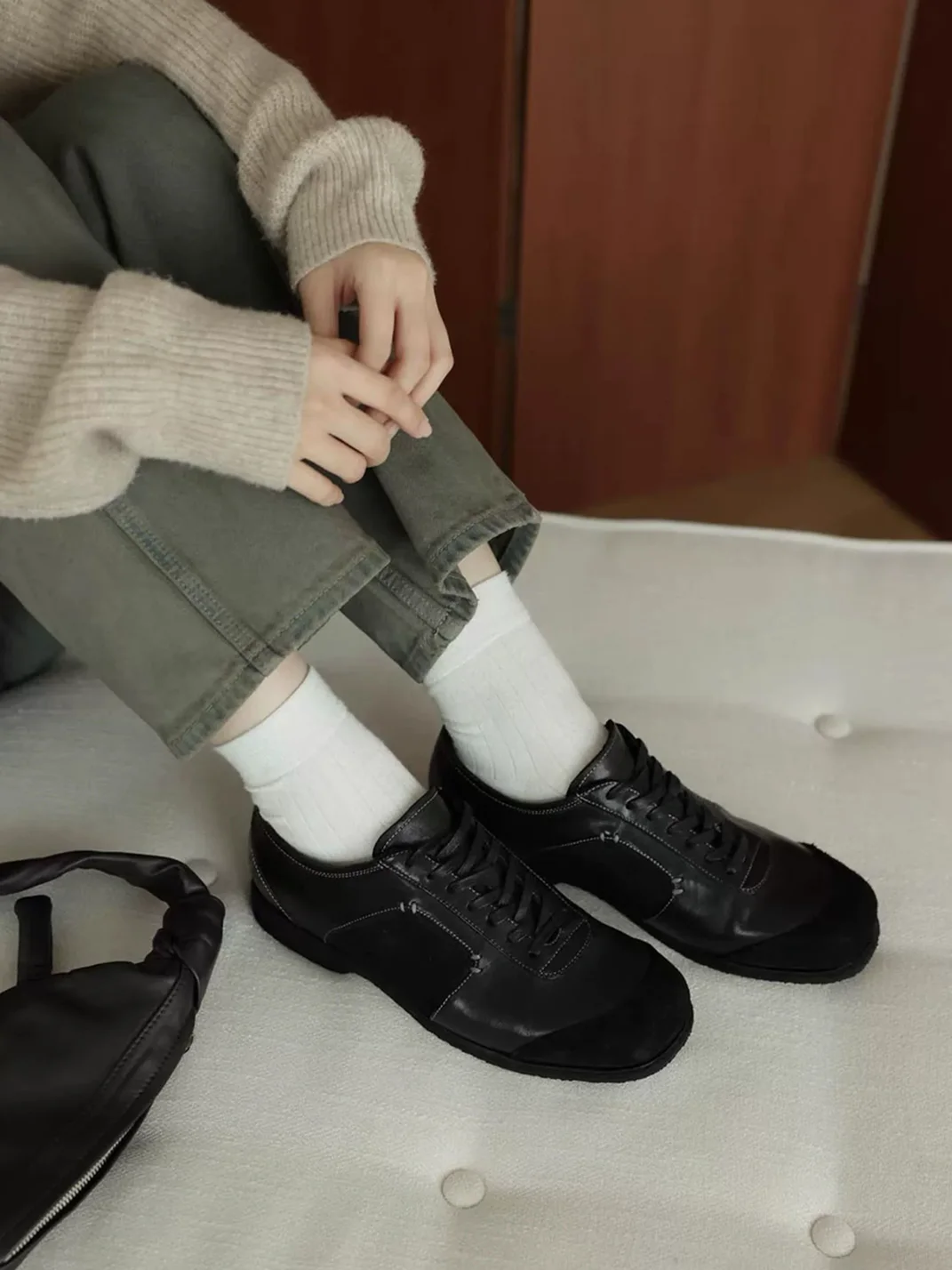 UNZIZHI | Black Leather And Suede Training Shoes