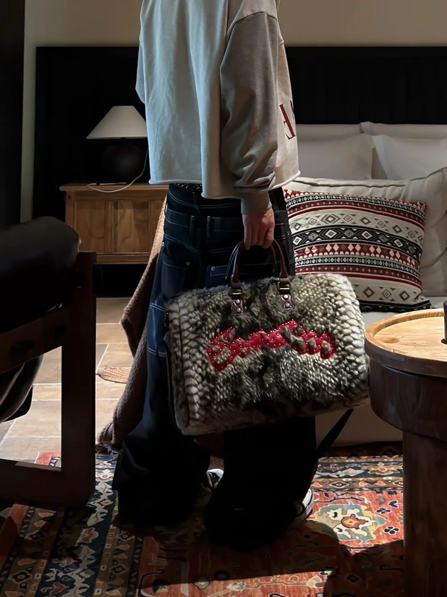 SevenJss | Snake Print Studded Gym Travel Bag - 3