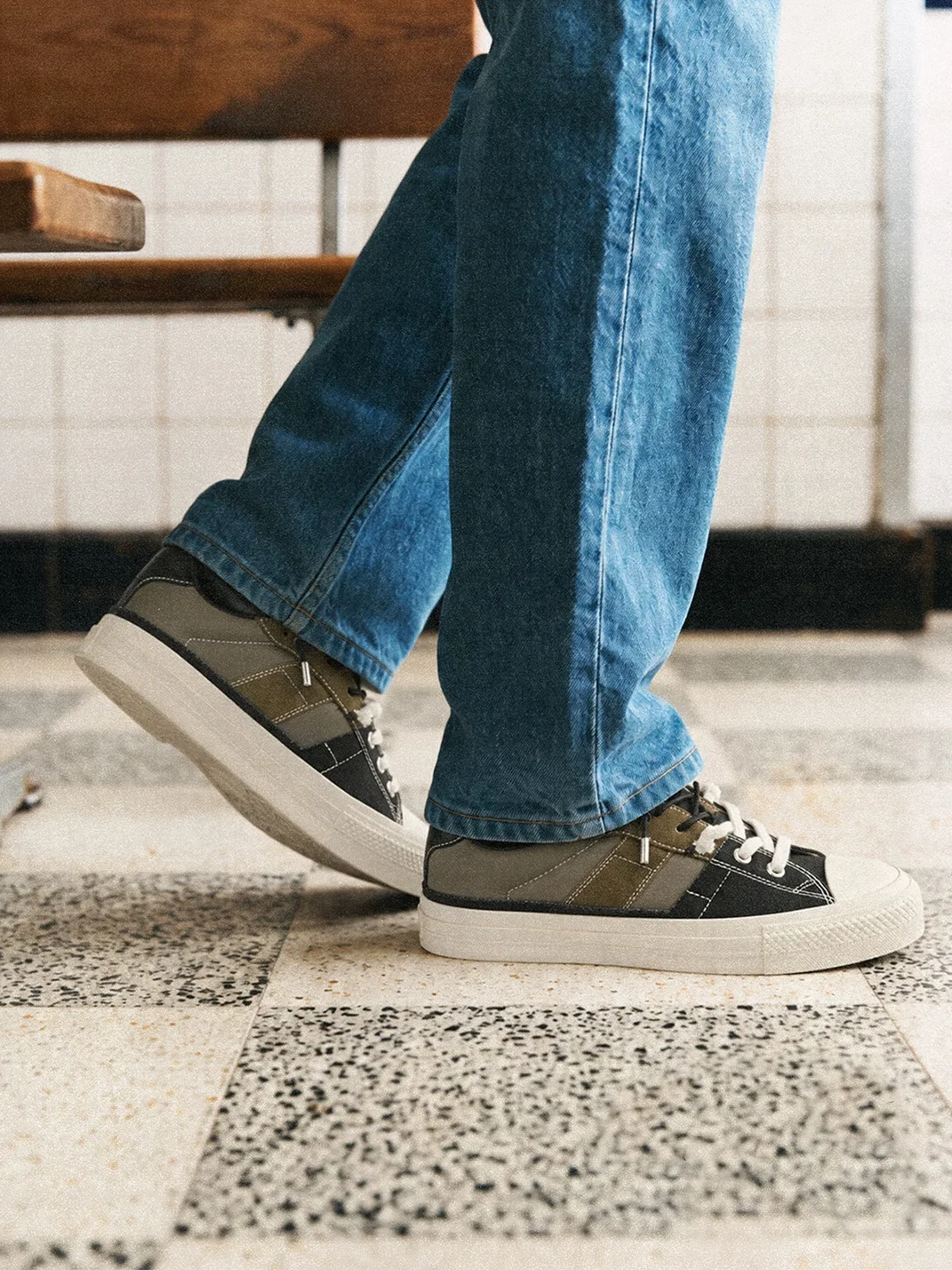 Tcmade | Deconstructed Leather Panel Low-Top Platform Canvas Sneakers
