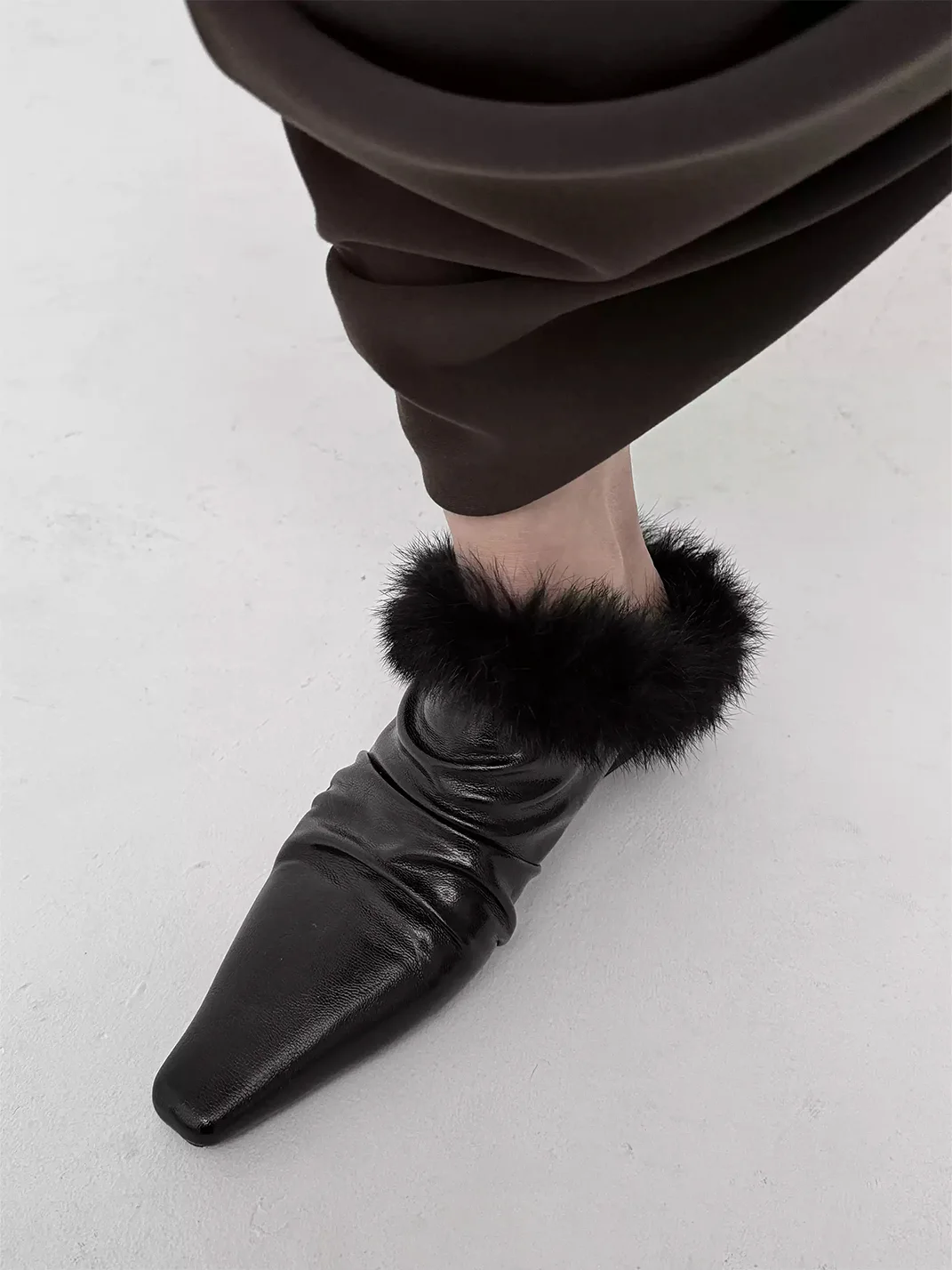 Abstract garden | Faux Mink Fur Closed-Toe Wedge Slippers