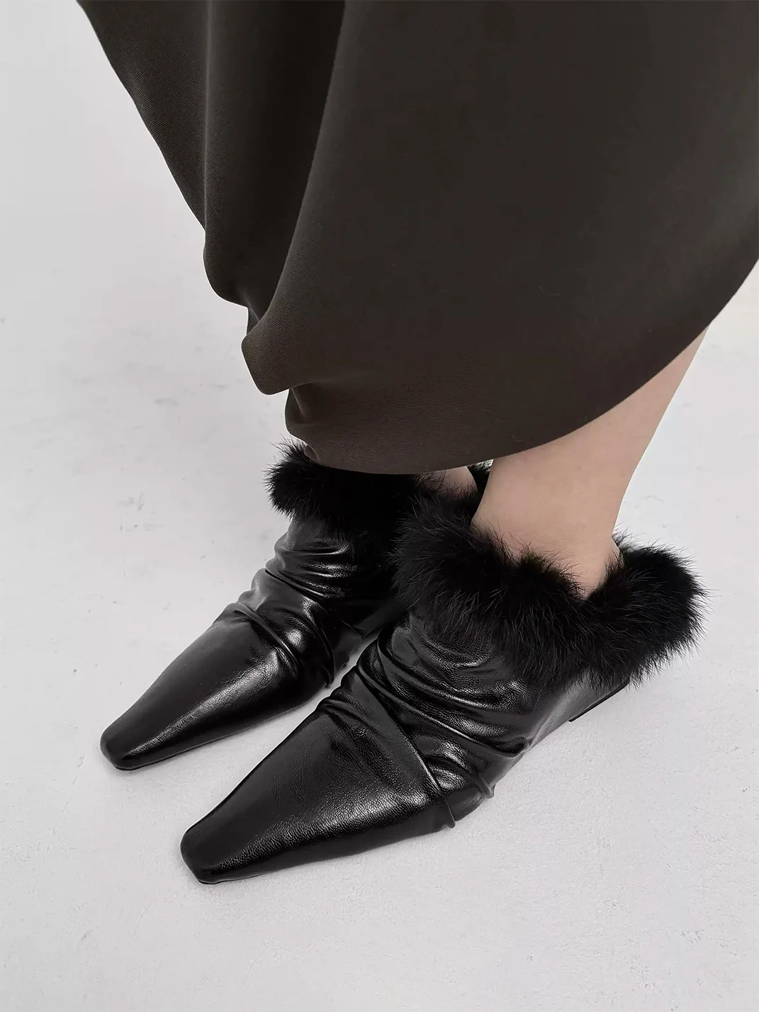Abstract garden | Faux Mink Fur Closed-Toe Wedge Slippers