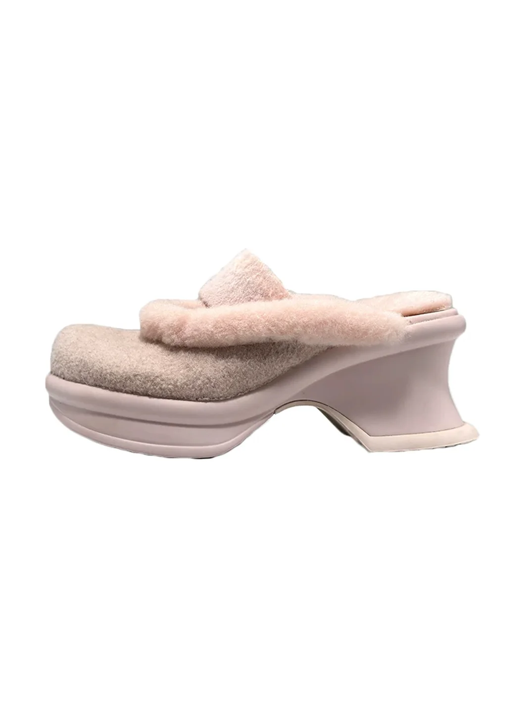 VRDANRFVIVO | Closed-Toe Plush Slippers