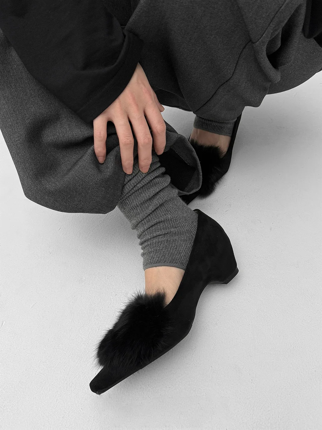 Abstract garden | Pointed Toe Fur Trim Hidden Wedge Shoes