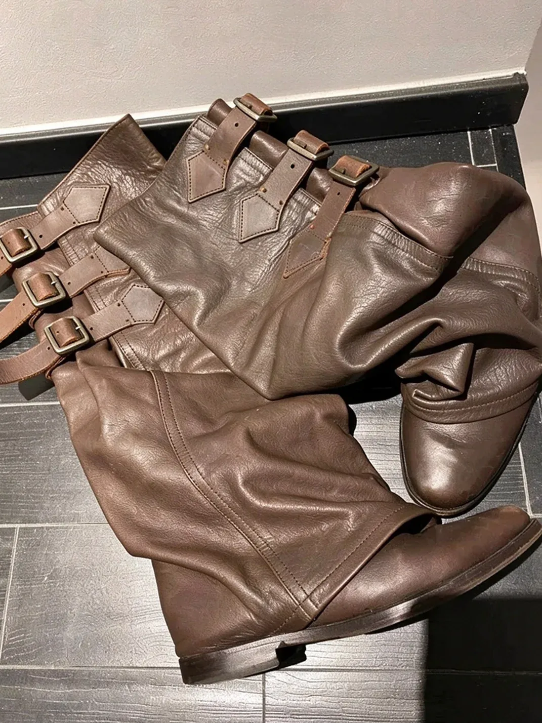 MXBNX | Distressed Slouchy Chunky Heel Buckle Tall Boots