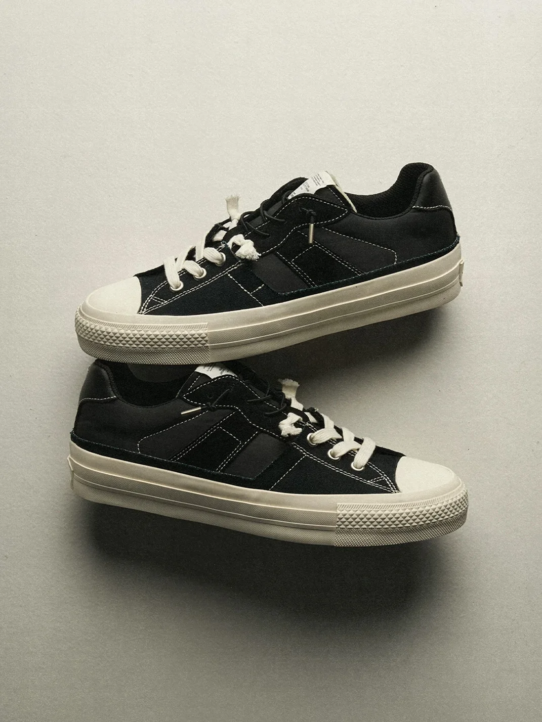 Tcmade | Deconstructed Leather Panel Low-Top Platform Canvas Sneakers