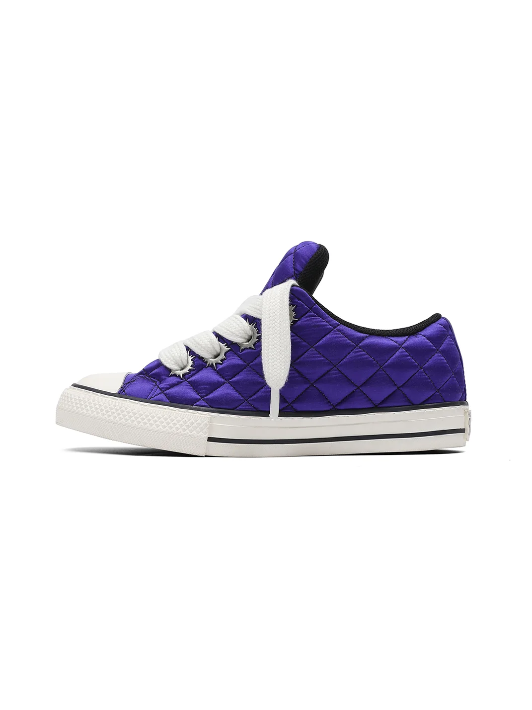 Roman Catcher | Diamond Quilted Padded Bullet-Hole Sneakers