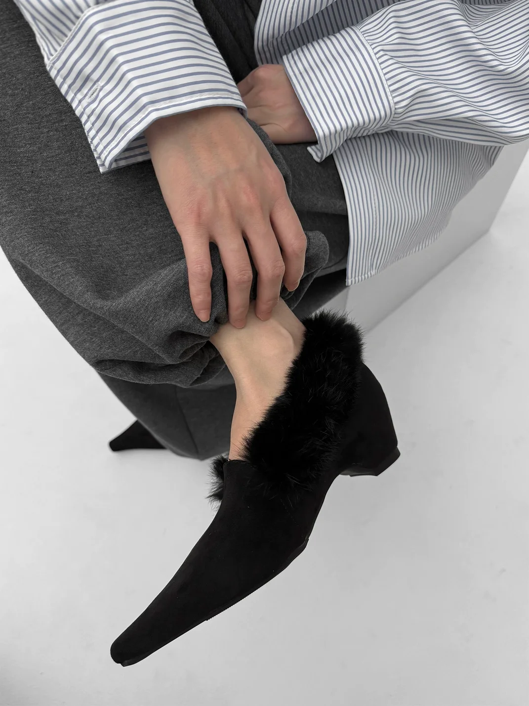Abstract garden | Rabbit Fur Concealed Lift Shoes