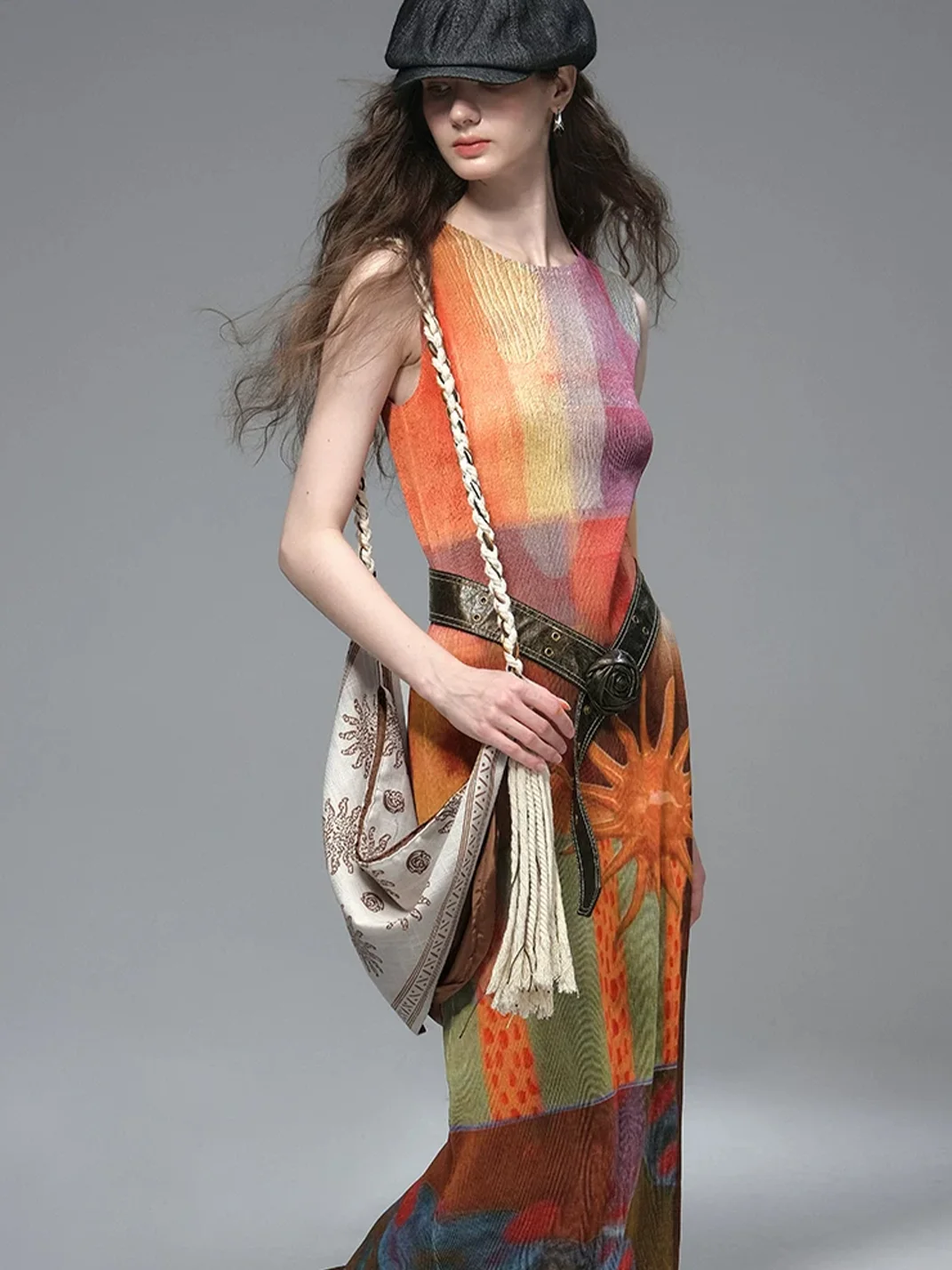 UNSOYAO OFFICE | Retro Print Pleated Dress With Belt