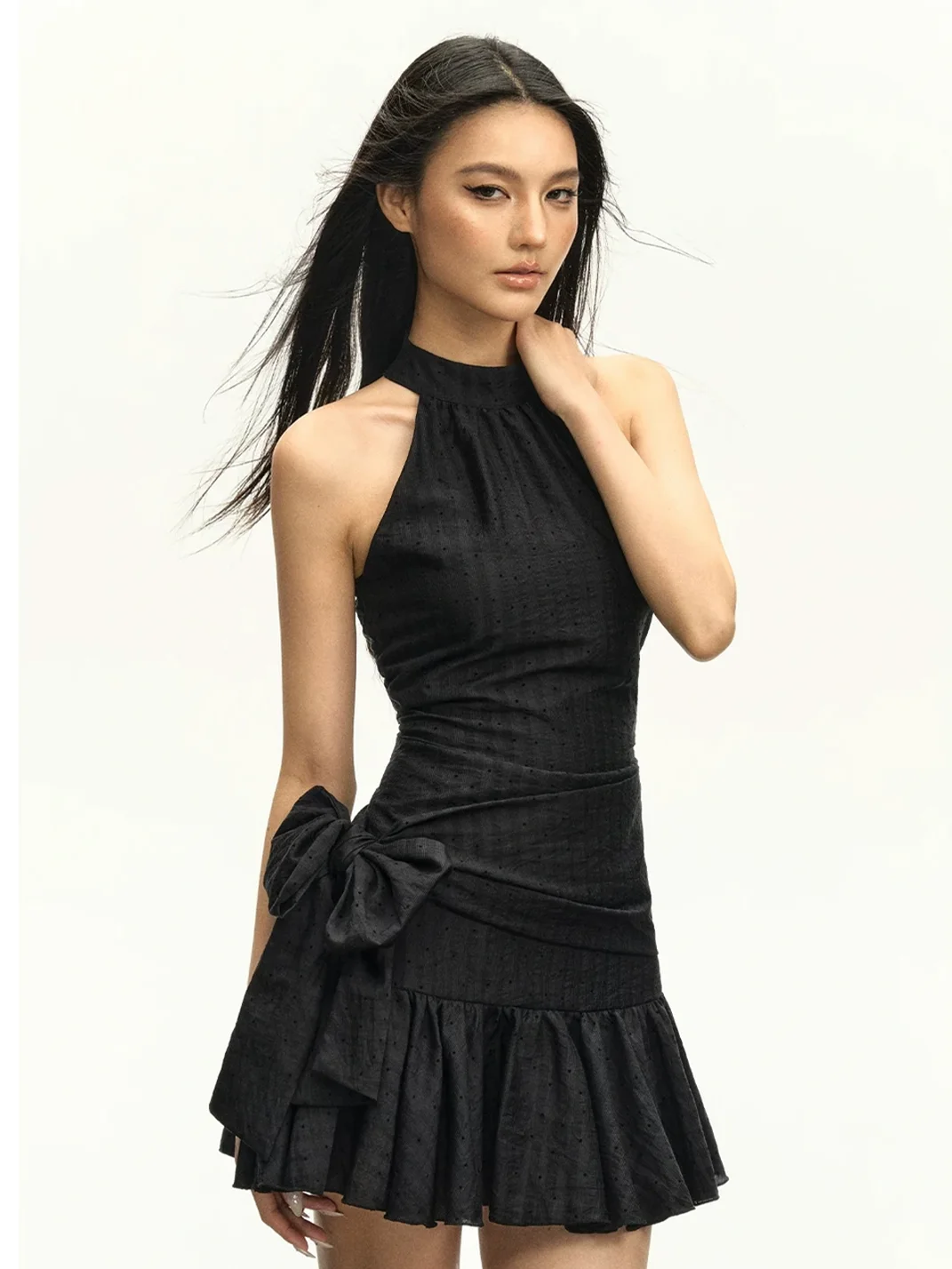 ARISEISM | Bow Halter Sleeveless Dress