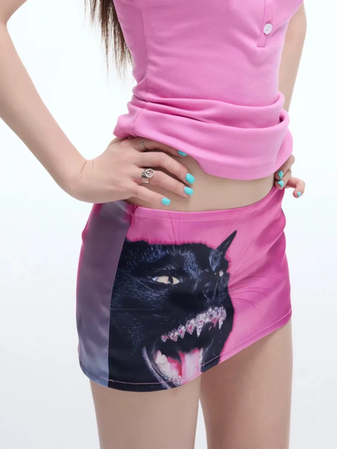 Common in 0120 | Low-Rise Cat Print Mini Skirt