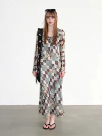 UNSOYAO OFFICE | Diamond Check Bias-Cut Long Sleeve Chiffon Dress